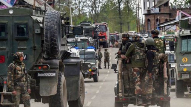 Anantnag में बड़ा आतंकी हमला, CRPF के 3 Soldiers शहीद, एक आतंकी ढेर | वनइंडिया हिंदी
