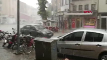 BURSA İnegöl'de yağmur ve dolu, hayatı olumsuz etkiledi