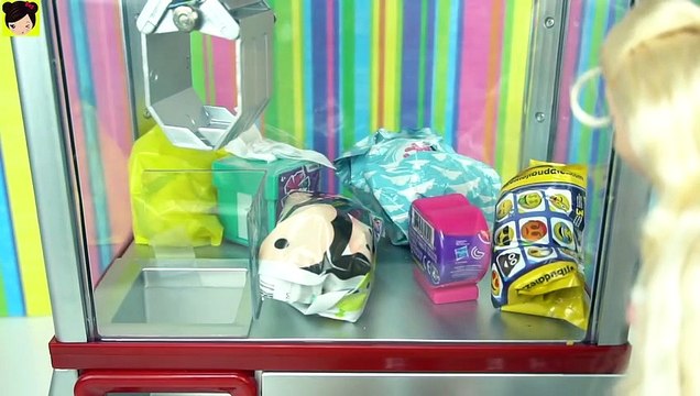 Princesas Disney VS Villanos Competencia Maquina La Garra de Juguetes Sopresa - Titi Juguetes