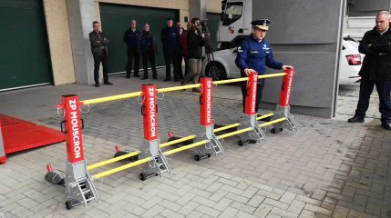 La police de Mouscron adopte les barrières anti-voitures-béliers Pitagone