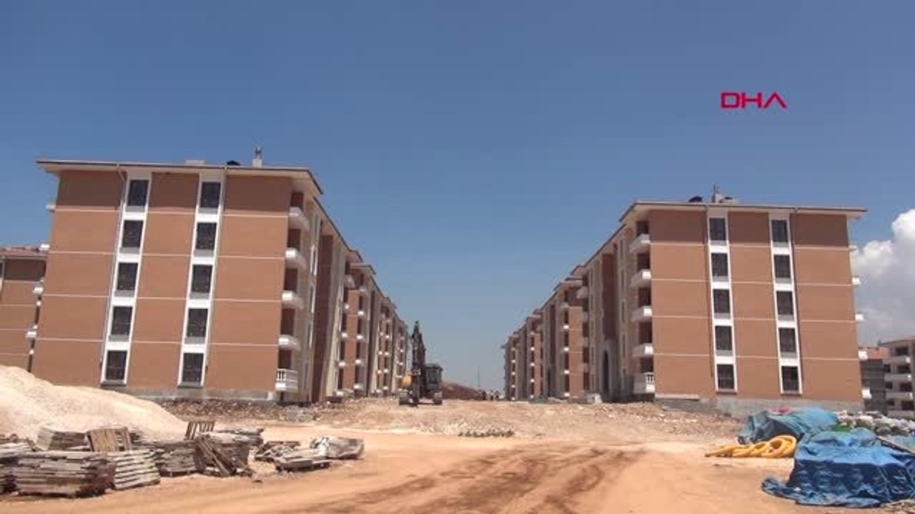 HATAY Ev sahibi olanlar mutluluk gözyaşı döktü Dailymotion Video