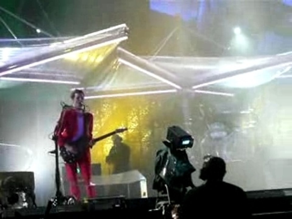 Muse  Butterflies & hurricanes Parc des princes