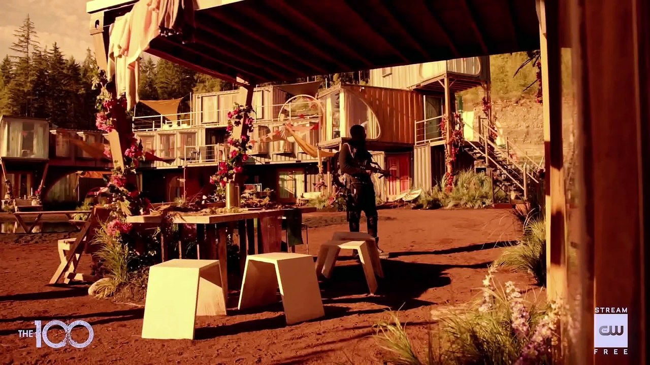 Richard Harmon y Tasya Teles presenta la 6ª temporada de 'Los 100'