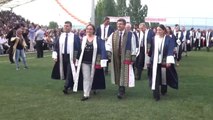 Şeyh Edebali Üniversitesinde mezuniyet heyecanı