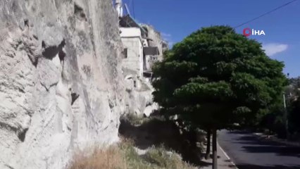 Define bulmak uğruna kendi evinin altını 40 metre kazdı