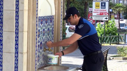 Zabıta memurundan takdir toplayan davranış