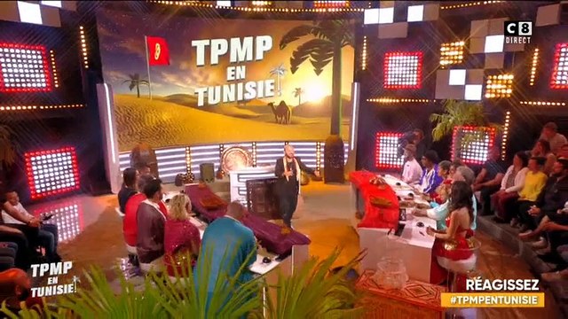 Kelly Vedovelli fait une chute qui enflamme les réseaux sociaux dans TPMP - Regardez
