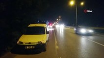 Bursa'da feci kaza... Motosikletli genç ölümden döndü
