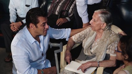 Salman Khan hosts Bharat screening for partition eyewitnesses; Watch Video | FilmiBeat