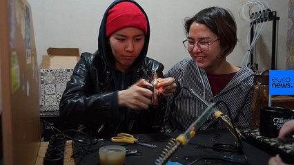 Девушки строят первый киргизский спутник