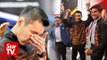 Tears as Malaysia’s badminton ace Lee Chong Wei retires