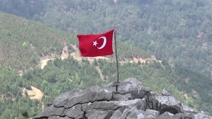 Toroslar'da karda mahsur kalan Yörükler kurtarıldı