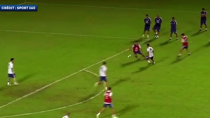 Descargar video: Lionel Messi humilie un de ses coéquipiers à l’entraînement avec l’Argentine