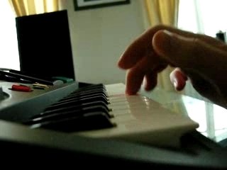 générique code lyokô au clavier