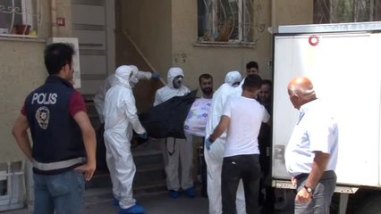 Esenyurt'ta kocası tarafından öldürülen kadının cenazesi Adli tıp'a kaldırıldı