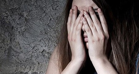 Markette iğrenç olay! Tacizcinin sözleri genç kızı gözyaşlarına boğdu