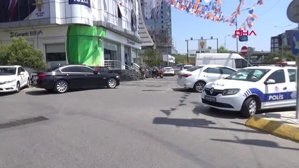 İSTANBUL- TUZLA'DA BANKA ÖNÜNDE GASP