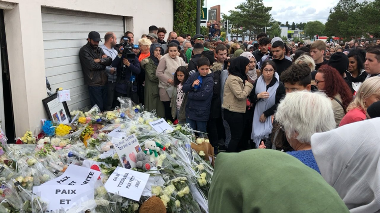 Marche blanche en hommage aux deux enfants fauchés par une voiture