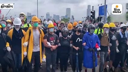 હોંગકોંગમાં 4 દિવસથી ચાલતા પ્રદર્શનમાં હિંસા વકરી, પોલીસે ચલાવી રબ્બરની ગોળીઓ