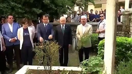 Dün domuz eti, bugün cenaze namazı! CHP'liler her kılığa giriyor