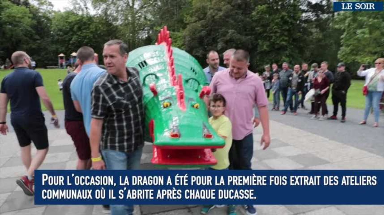 Le baptême du dragon de Mons