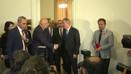 Bakan Akar, MHP'ye ziyaret - Akar'ın açıklaması