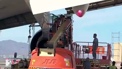 Un avion coulé volontairement pour un parc d'attraction aquatique