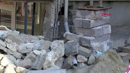 GÜNGÖREN'DE YIKILMA TEHLİKESİ BULUNAN BİNA TAHLİYE EDİLDİ