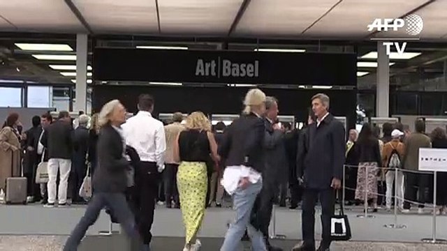 انطلاق معرض آرت بازل بدورته الخمسين وسط ضبابية في سوق الفنون
