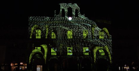 'Chaos Theory', uno de los video mapping protagonistas de le edición del Festival Luz y Vanguardias de Salamanca de 2019.