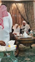 الشيخ عامر بهجت يقرأ على الشيخ أحمد بن صالح بن عبد الله العمودي ويحصل على الإجازة بكل مروياته