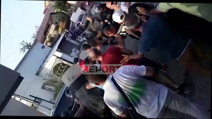 Demokratët tentuan ti bllokojnë rrugën në Librazhd, Kryeminstrit Rama