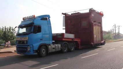 Dev buhar kazanı için trafik seferberliği