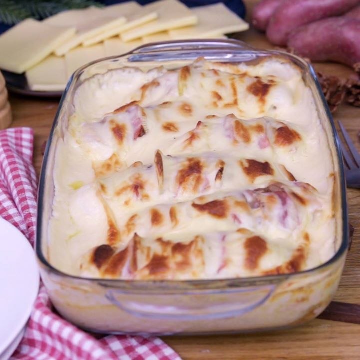 Patate hasselback à la raclette