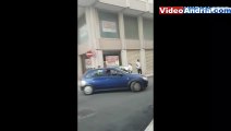 Andria: auto finisce fuori strada in via Pisani