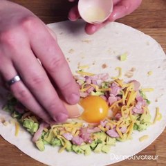 Galettes au fromage, aux lardons et à l’avocat