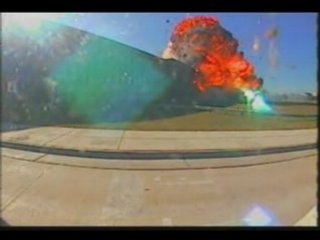 Crash sur le Pentagone - Vidéo officielle (2 sur 2)
