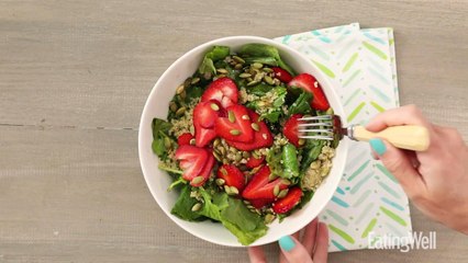How to Make Baby Kale Breakfast Salad with Quinoa & Strawberries