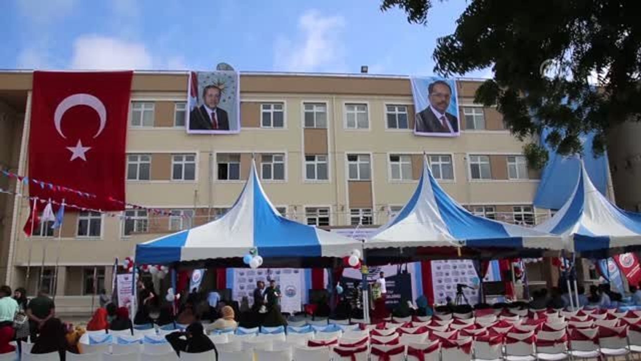Recep Tayyip Erdoğan Sağlık Hizmetleri Meslek Yüksek Okulu'nda mezuniyet programı