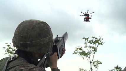 불법 드론 잡는 '5G 가드 드론' 첫 출격 / YTN