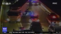 고속도로 역주행 승용차 화물차와 충돌…2명 사상