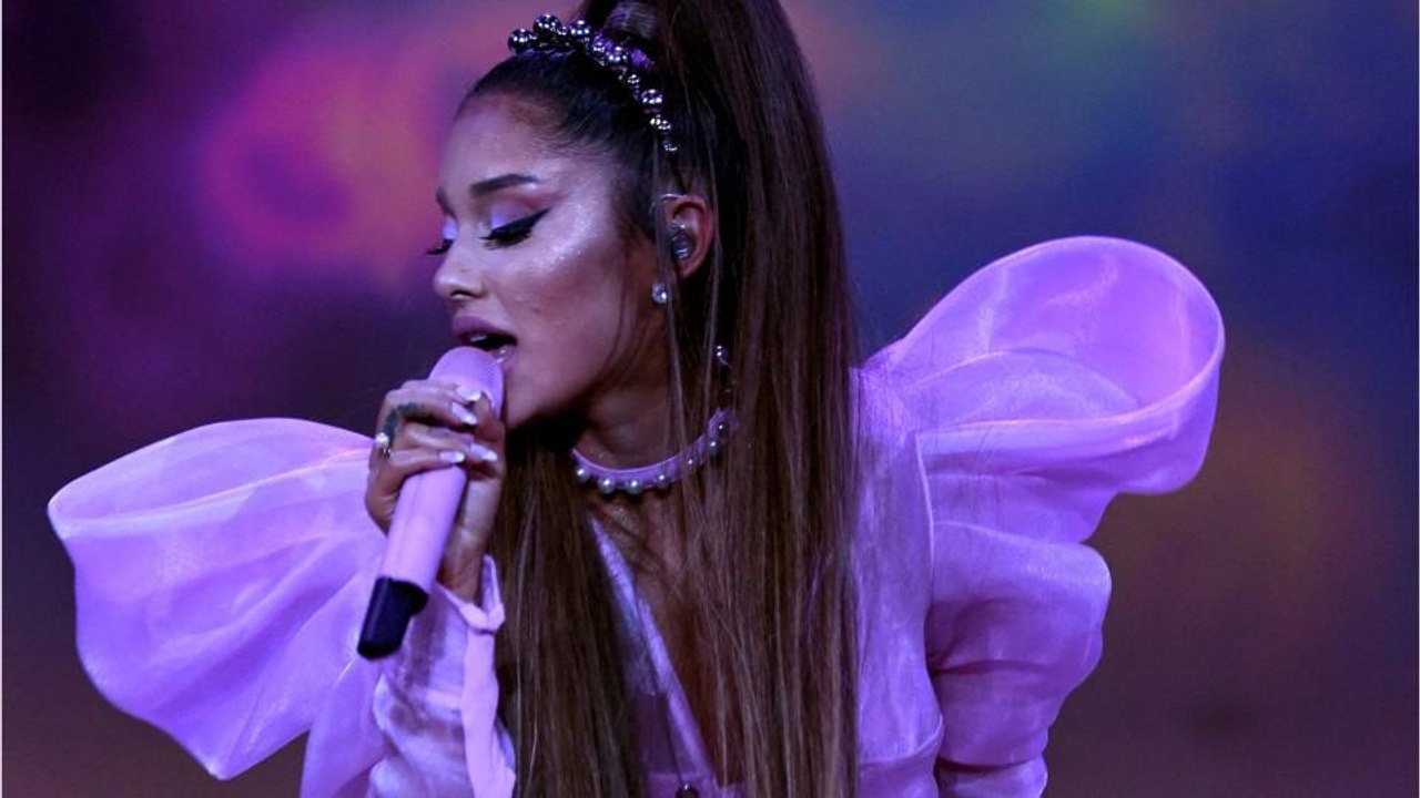 Ariana Grande cried during her performance in Mac Miller's hometown, and now we're getting choked up, too