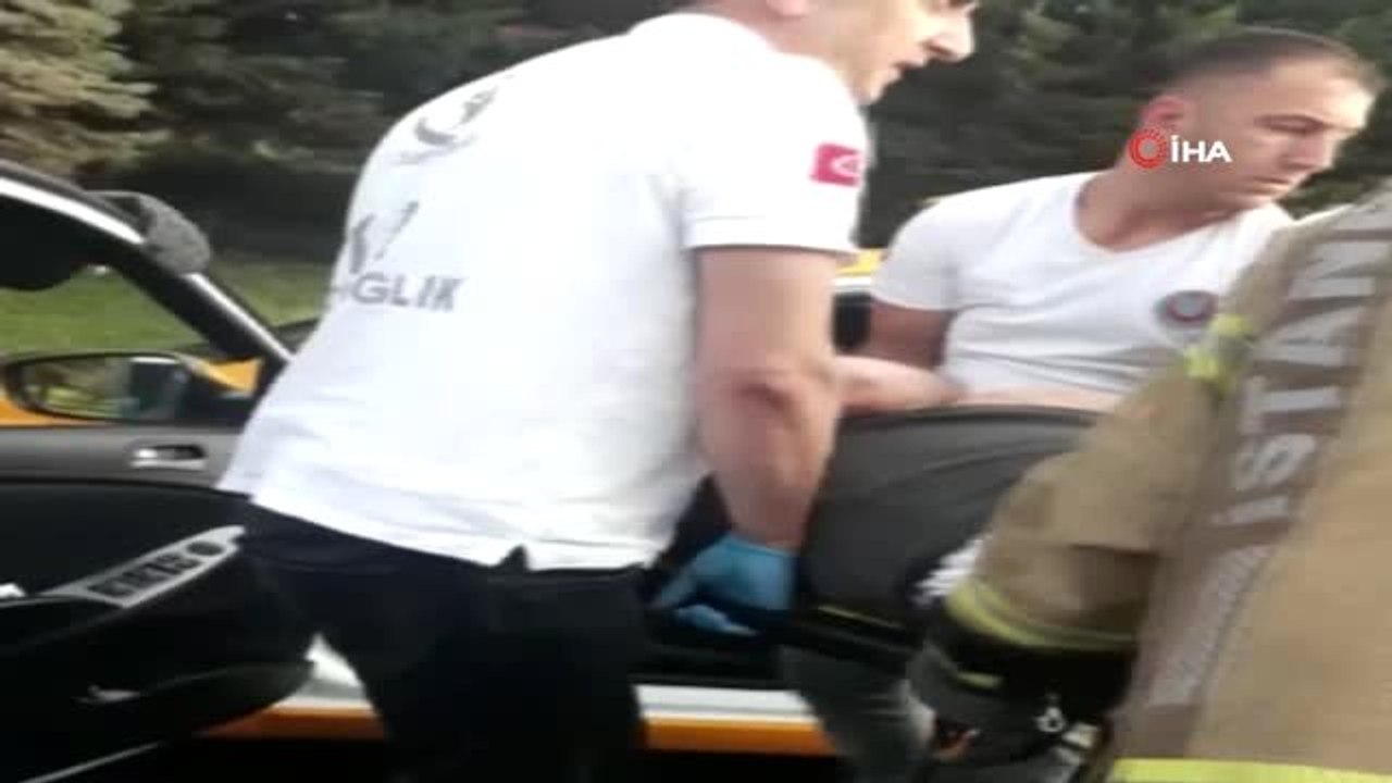 Edirnekapı E-5'te taksi ile minibüs çarpıştı: 1 yaralı