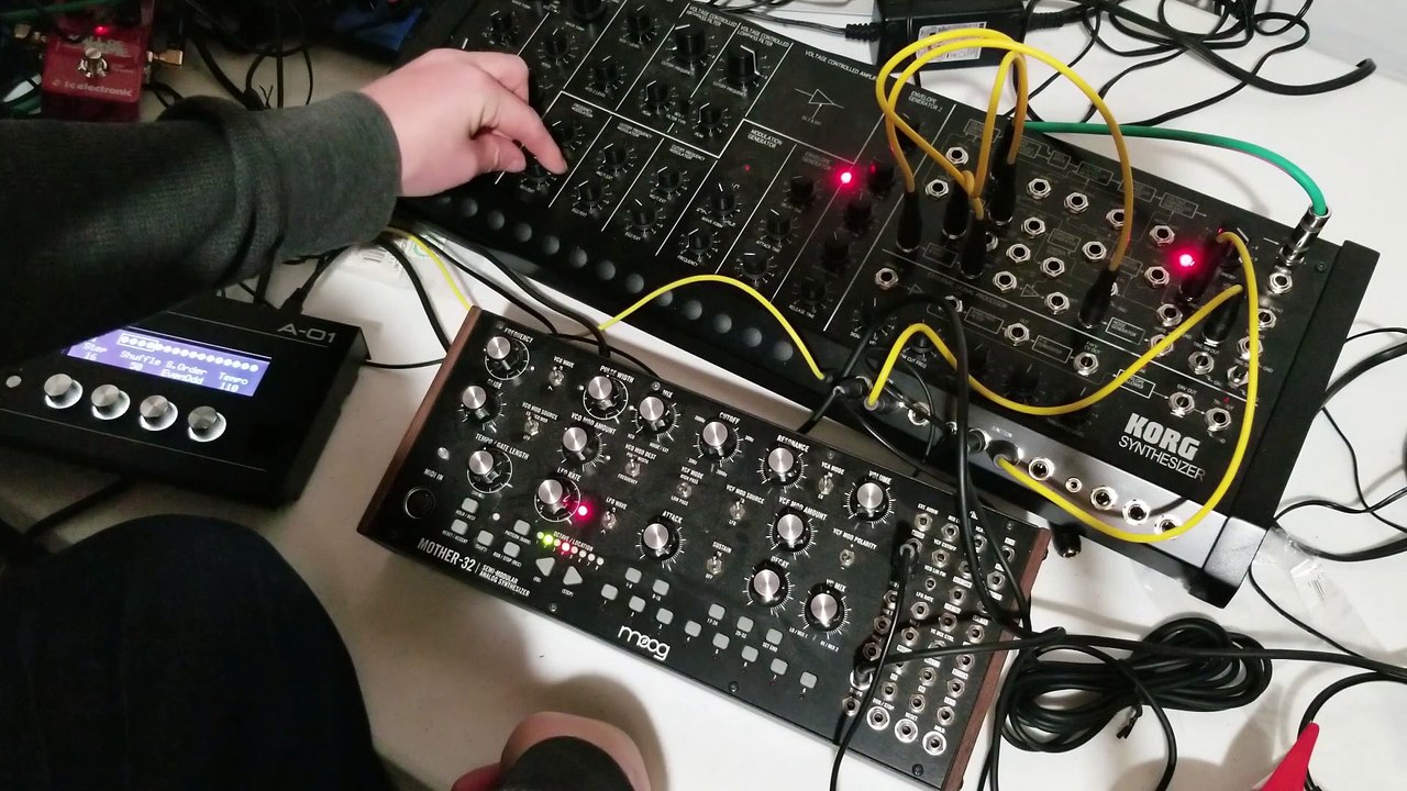 Korg MS20 Moog  M32 Noodle