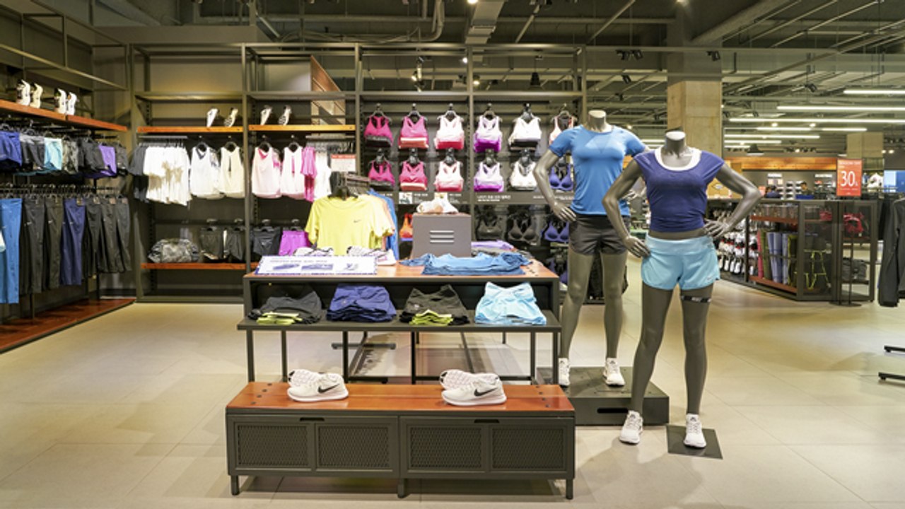 Nike saca maniquíes "plus-size"