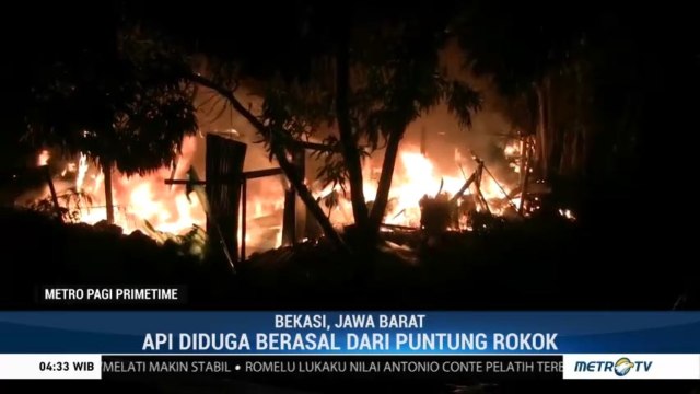 Lapak Barang Bekas di Bekasi Ludes Terbakar Diduga Akibat Puntung Rokok