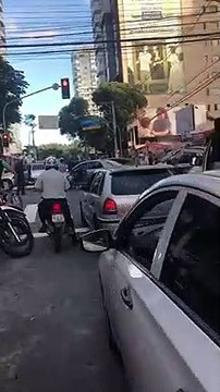 Manifestantes na Praia da Costa, Vila Velha