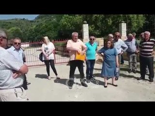 RTV Ora - Dy vjet pa u paguar, punonjësit e uzinës së armëve në Poliçan në protestë