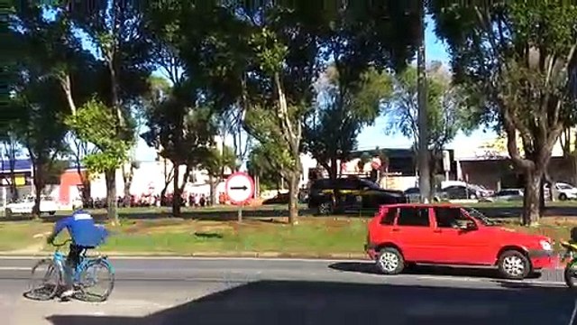 Manifestação em Linhares na manhã desta sexta (14)