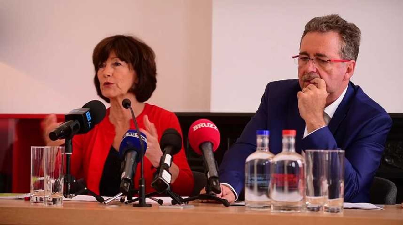 Laurette Onkelinx et Rudy Vervoort proposent à Ecolo et DéFI d'entrer en négociations